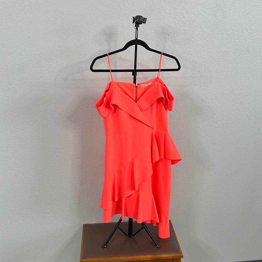 size 6 neon orange alice and olivia off the shoulder mini dress